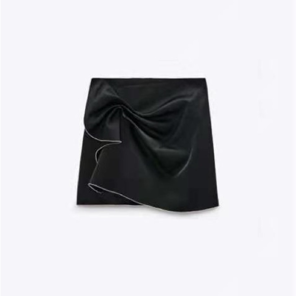 BNWT Zara Limited Edition Skirt with Rhinestone